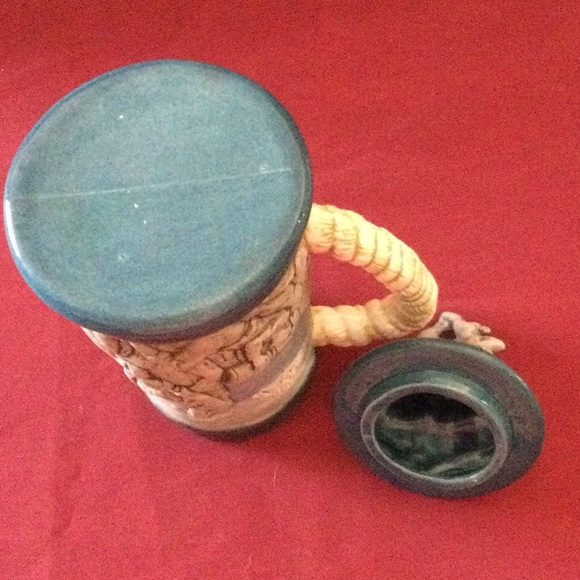 Decorative Colonial Seaman Beer Stein - Picture 6 of 10